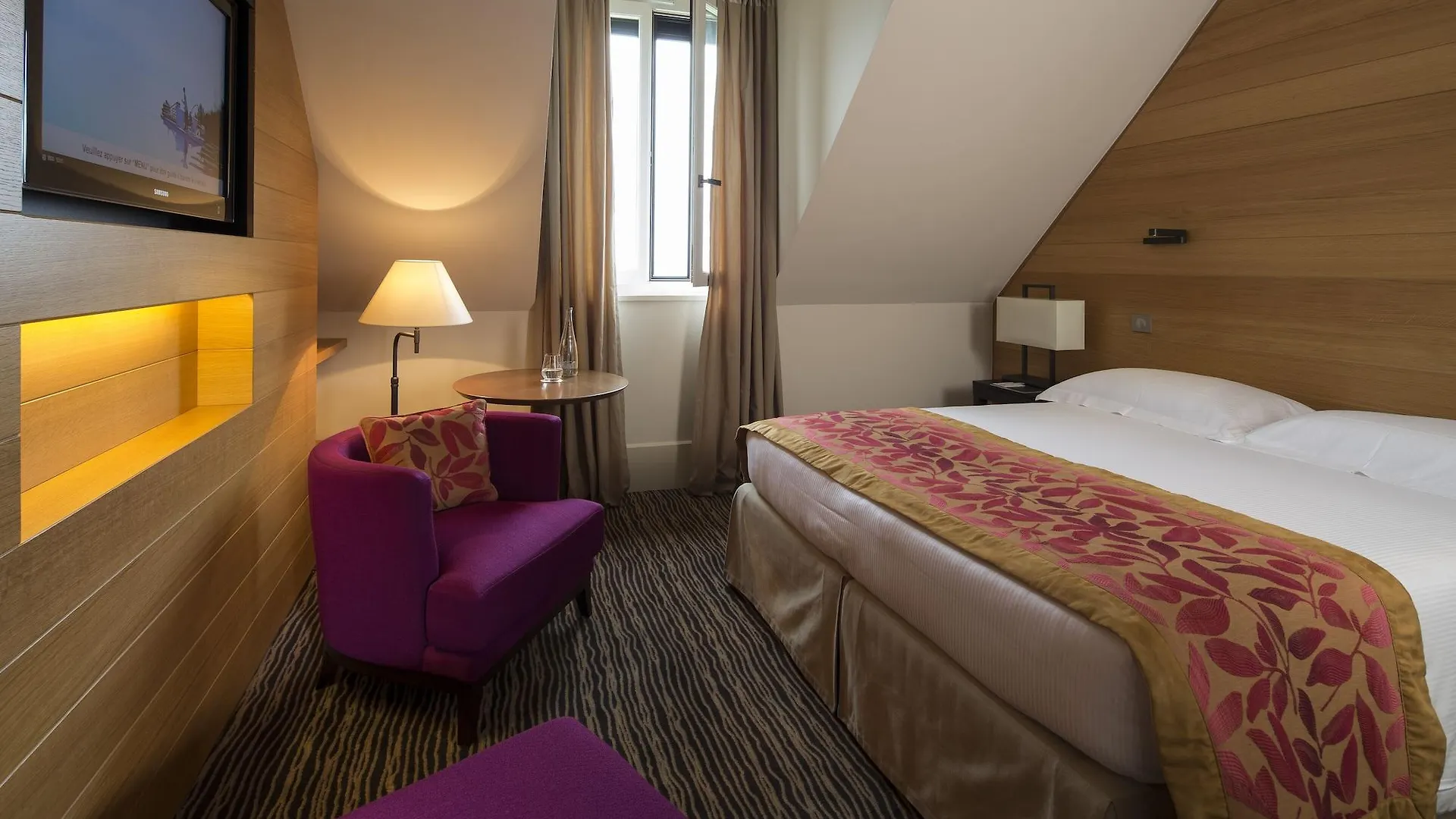 Hotel Ermitage Evian-les-Bains 4*,